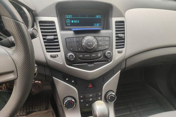 Used Chevrolet Cruze 2013 1.8L SE AT
