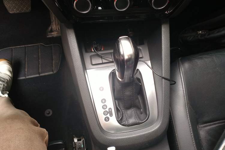 Used Volkswagen Sagitar 2014 Revised Version 1.6L Automatic Comfort Edition
