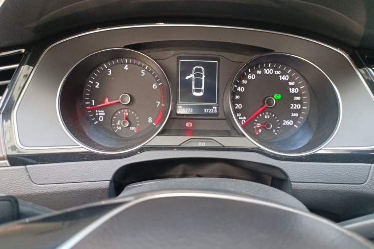 Used Volkswagen Magotan 2019 330TSI DSG Luxury Version China VI Standard Instrument Cluster