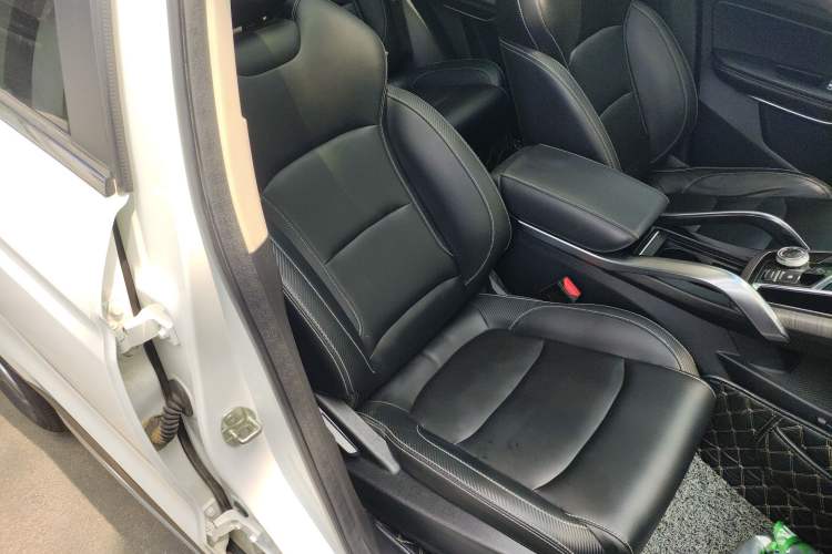 Used Geely Auto Emgrand X7 Sport 2020 1.8TD DCT Smart Connect PRO Right Front Seat