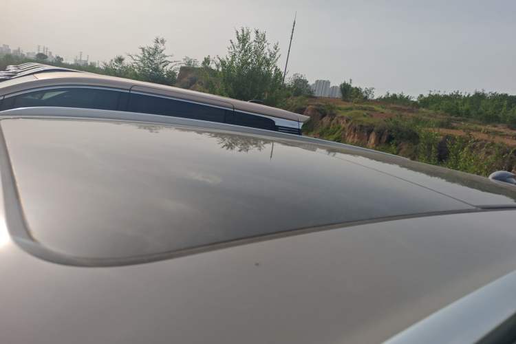 Used Hongqi HS7 PHEV 2024 2.0T PHEV Four-Wheel-Drive Flagship Edition 6 Seats
