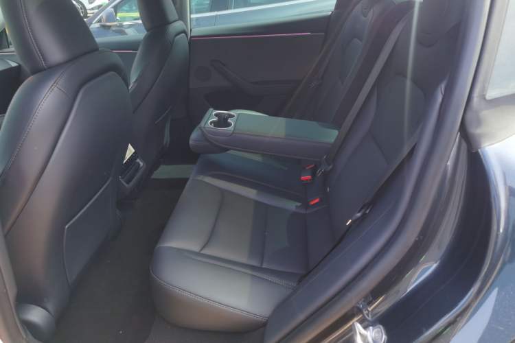 Used Tesla Model 3 2025 Rear-Wheel-Drive Version