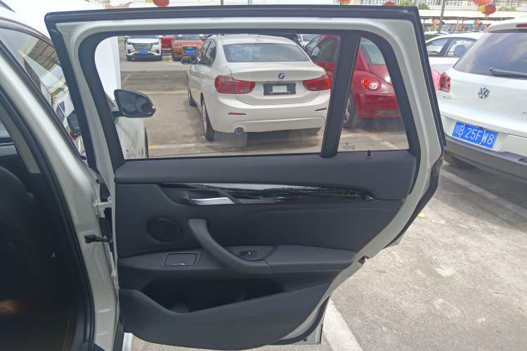 Used BMW X1 New Energy 2018 xDrive25Le Luxury Model Right Rear Door Interior