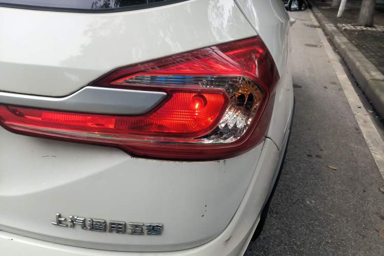 Used Baojun 310W 2017 1.5L Manual Comfort Version China VI Emission Standard