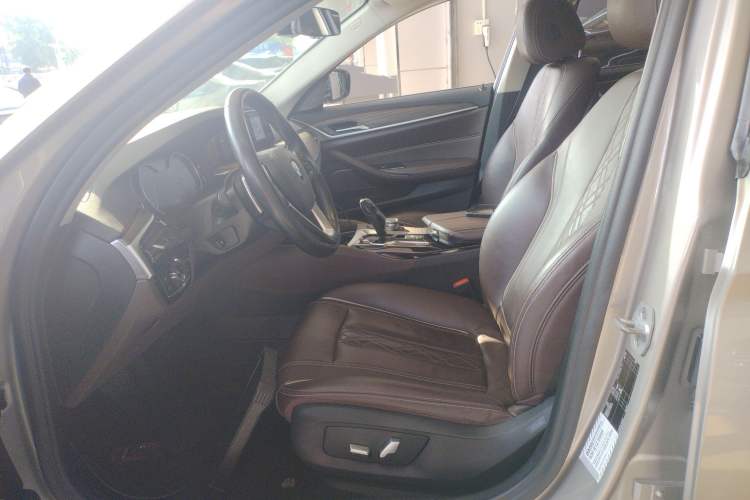 Used BMW 5 Series 2018 530Li Leading Edition Luxury Package
