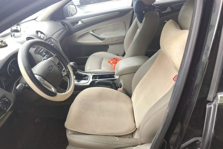 Used Ford Mondeo 2013 2.3L Fashion Edition Left Front Seat