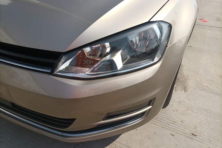 Used Volkswagen Golf 2016 1.6L Automatic Fashion Model