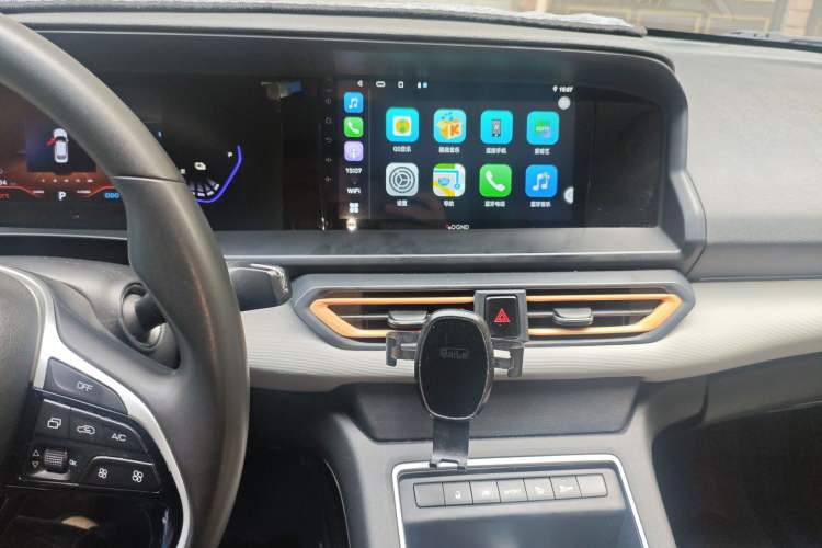 Used Dongfeng Aeolus E70 2023 PRO Smart Drive Edition Audio And AC Panel