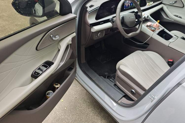 Used EXEED Stellar C-DM 2025 100 Long-Range Pro Two-Wheel Drive Driver Seat