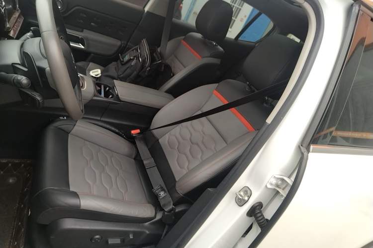 Used Citroen C5 AIRCROSS 2017 380THP Luxury Model Left Front Seat