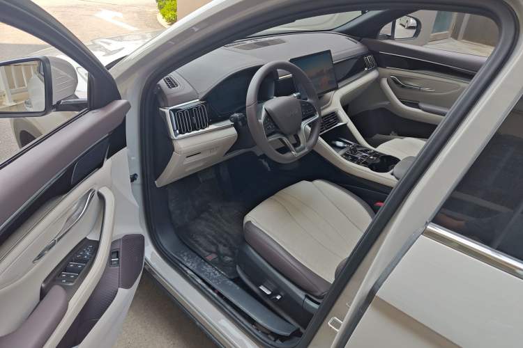 Used BYD Song PLUS New Energy 2025 DM-i 112KM Prestige Model
