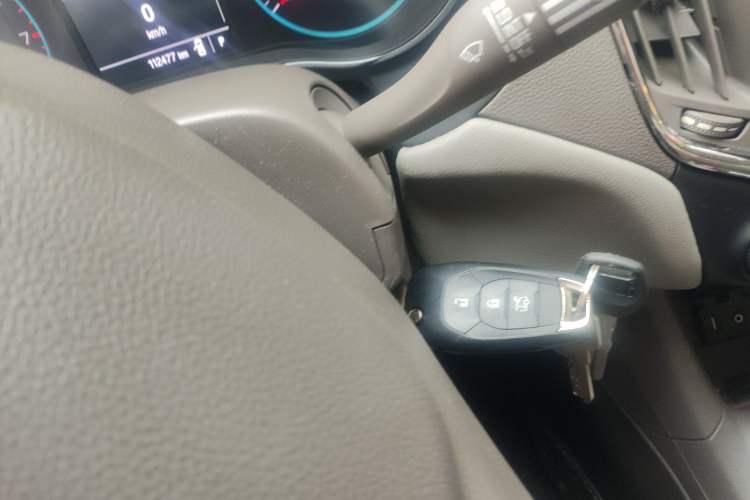 Used Chevrolet Cruze 2015 1.5L Automatic Fashion Navigation Edition