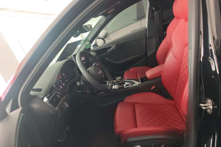 Used Audi S4 2023 S4 Avant 3.0TFSI Left Front Seat