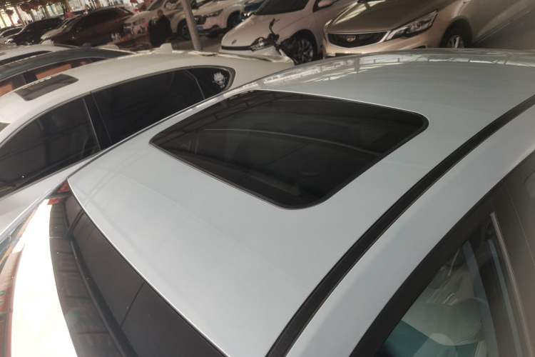 Used Geely Auto Emgrand L HiP 2022 1.5TD-DHT Pro 100KM Super Rui Roof