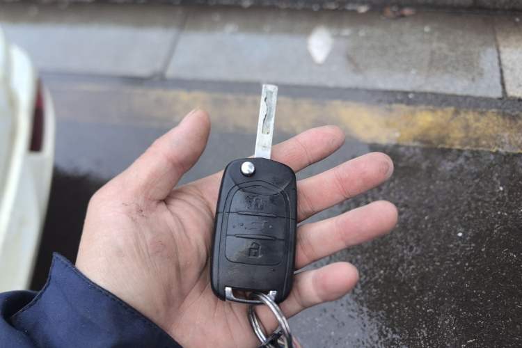 Used Wuling Hongguang 2015 1.5L S1 Standard China V-Emission Standards
