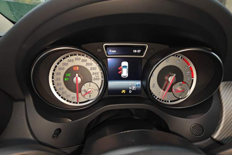 Used Mercedes-Benz GLA 2016 GLA 200 Fashion Model
