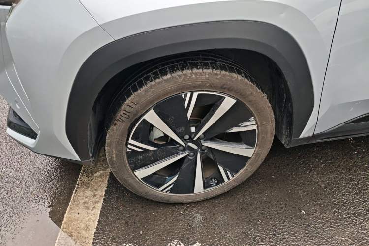 Used Geely Auto FX11 2023 2.0TD DCT Flagship Version
