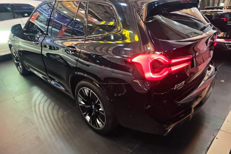 Used BMW iX3 2022 Leading Type Rear Left 45 Deg