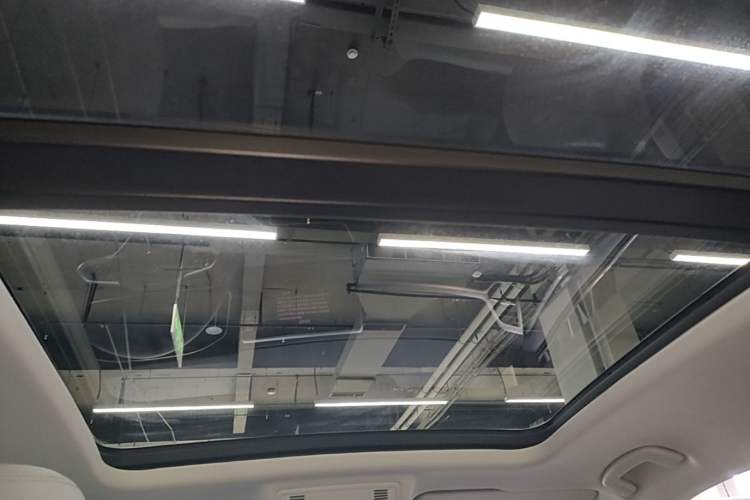 Used Volkswagen Tharu 2024 300TSI Two-Wheel-Drive Full Moon Edition
