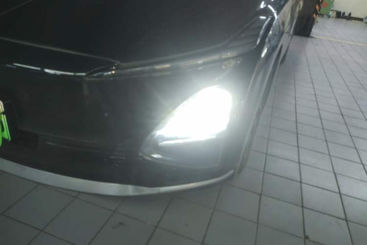 Used Wuling Xingguang 2025 610 km Smart Flagship Version Left Front Headlight