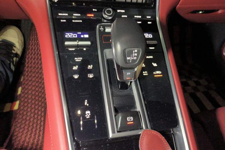 Used Porsche Panamera 2022 Panamera 4 Executive Long Wheelbase 2.9T Gear Lever