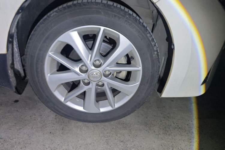 Used Toyota Corolla 2017 1.2T CVT GL-i Leather Edition
