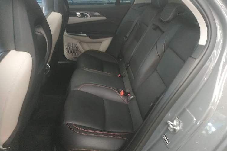 Used Lynk & Co 02 2021 2.0TD Automatic Two-Wheel Drive Zhaoshang Champion Edition Left Rear Seat