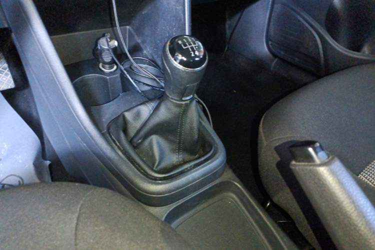 Used Volkswagen Polo 2016 1.4L Manual Fashion Model Gear Lever
