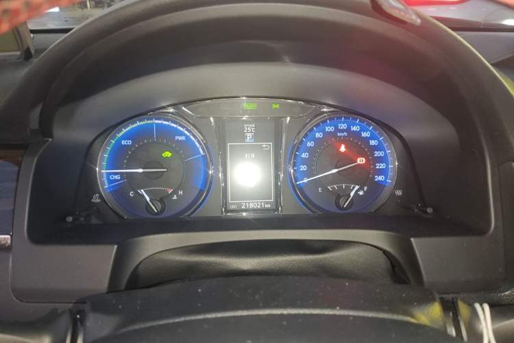 Used Toyota Camry 2015 Dual-Engine 2.5 HG Luxury Navigation Edition