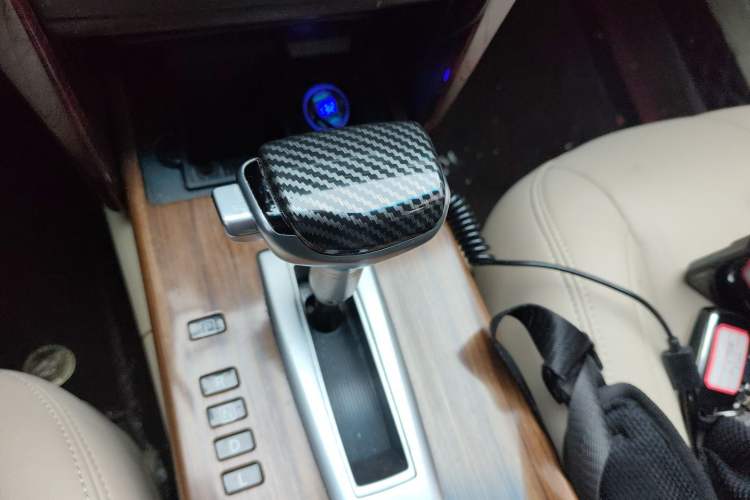 Used Nissan Teana 2011 2.0L XL Comfort Edition Gear Lever