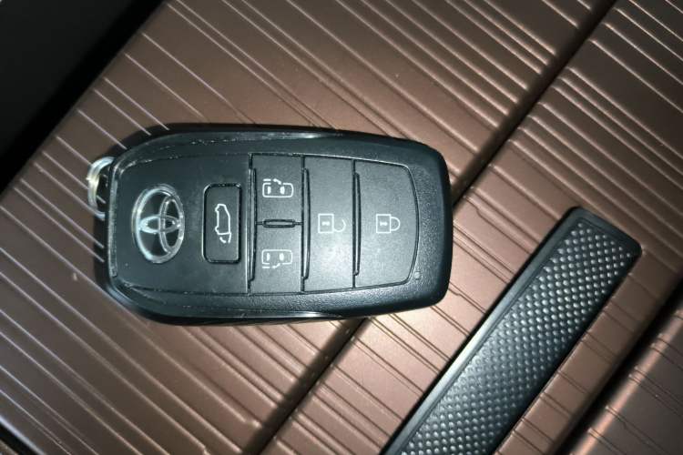 Used Toyota Granvia 2024 2.5L Hybrid Prestige PLUS Edition