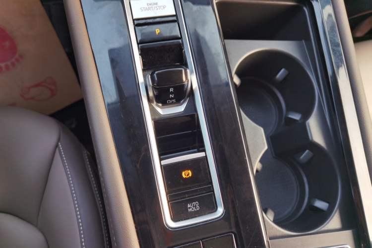 Used Volkswagen Viloran 2024 330TSI Luxury Edition