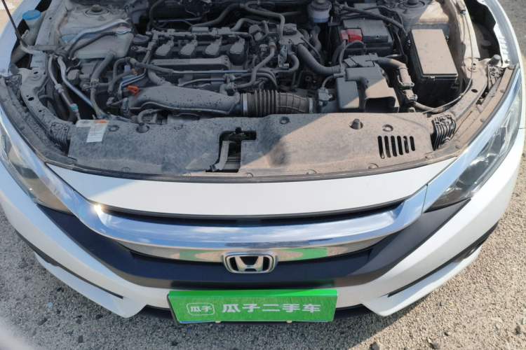 Used Honda Civic 2016 220TURBO CVT Luxury Edition

