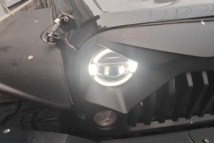 Used Jeep Wrangler 2013 3.6L Sahara Four-Door Edition
