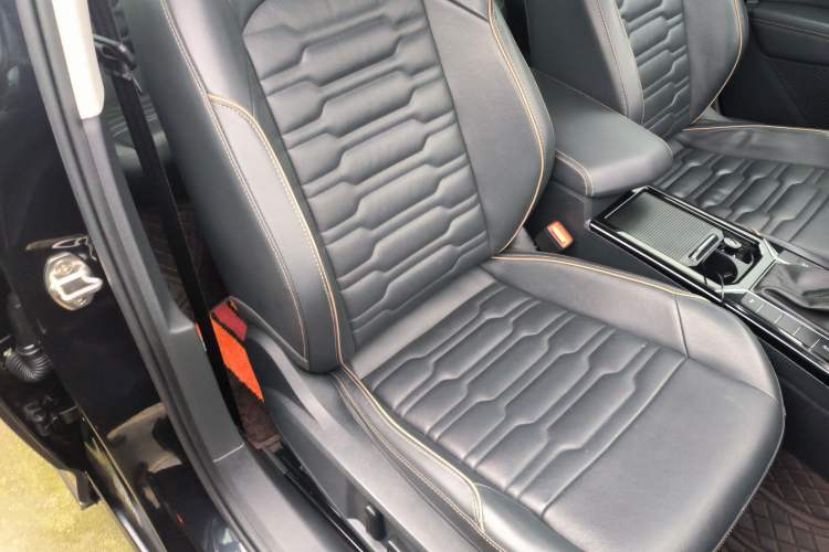 Used Volkswagen Passat 2020 330TSI Elite Edition China VI
