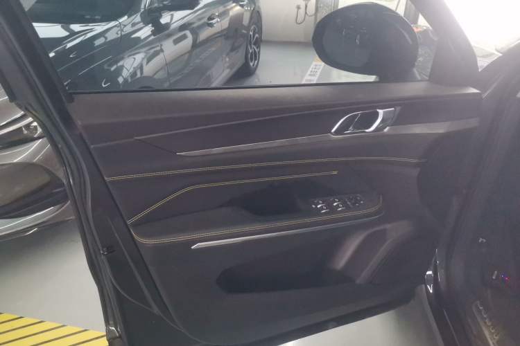 Used Lynk & Co 01 2023 2.0TD Two-Wheel Drive Asian Games Edition