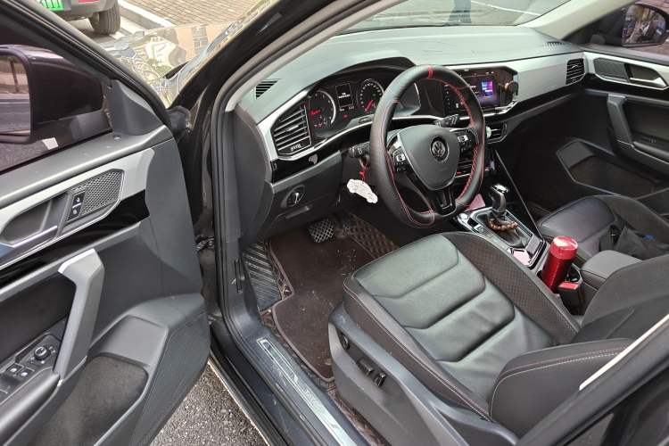 Used Volkswagen Tayron 2020 330TSI Two-Wheel Drive Luxury Smart Connectivity Version
