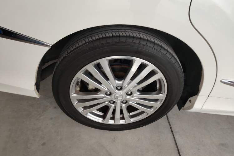 Used Honda Elysion 2016 2.4L Luxury Edition
