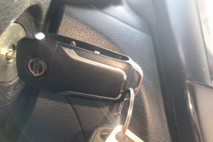 Used Nissan Tiida 2014 1.6L CVT Comfort Model Vehicle Key