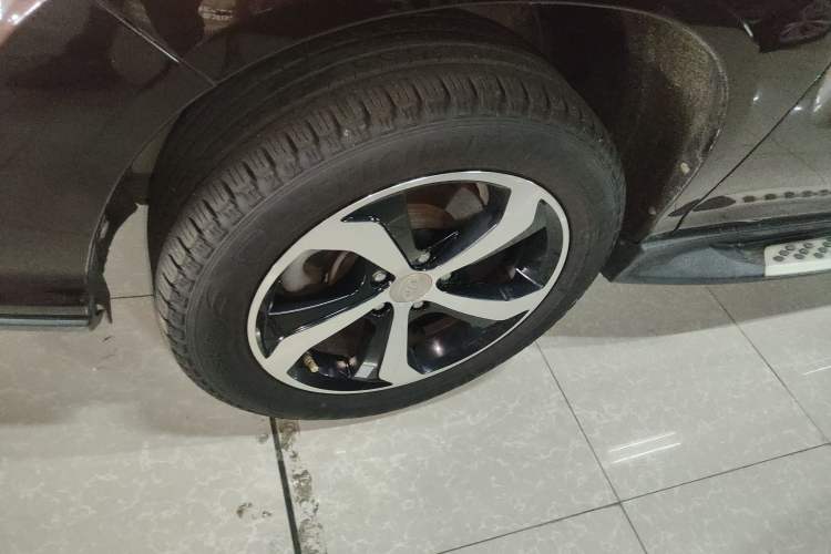 Used BYD S7 2015 2.0T Upgraded Automatic Luxury Version
