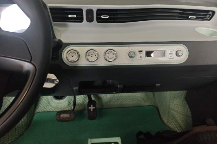 Used Wuling Hongguang MINIEV 2022 Macaron Premium Model – Lithium Iron Phosphate
