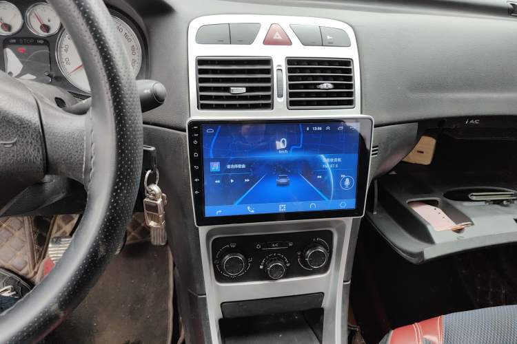 Used Peugeot 307 2013 Hatchback 1.6L Manual Comfort Edition
