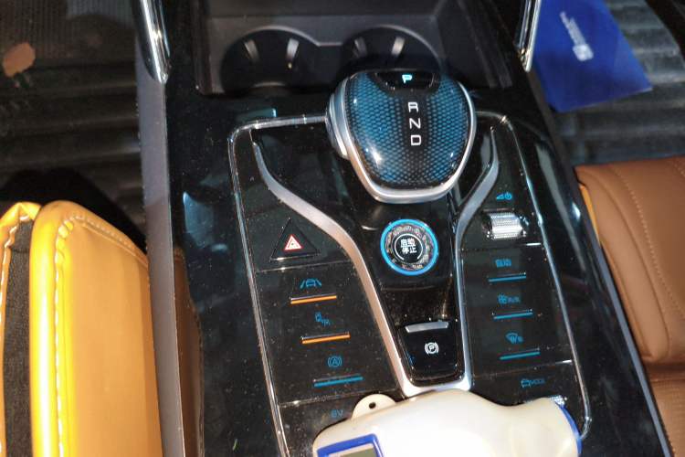 Used BYD Tang New Energy 2021 DM-i 112KM Prestige Model Gear Lever