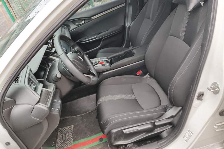 Used Honda Civic 2021 HATCHBACK 220TURBO CVT Trendy Cool Edition Left Front Seat
