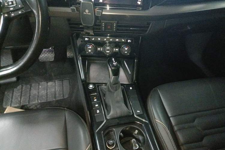 Used Volkswagen Passat 2019 330TSI Elite Edition China VI