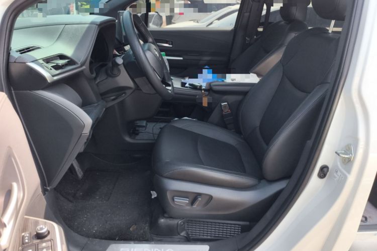 Used Toyota SIENNA 2024 2.5L Hybrid Four-Wheel Drive Prestige Edition Left Front Seat