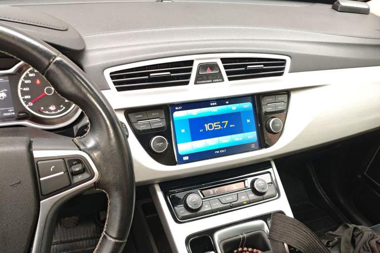 Used Geely Auto Emgrand X7 Sport 2016 2.0L Manual ZhiShang Version