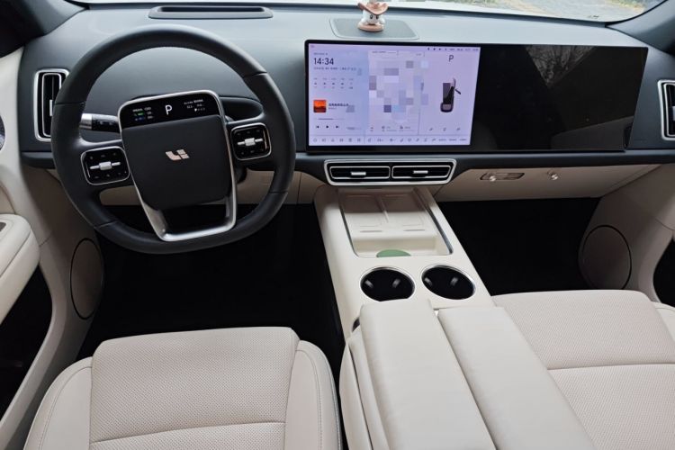 Used Li Auto L6 2025 Max Smart Refresh Edition Center Console