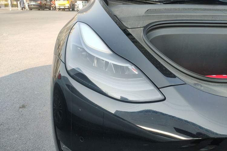 Used Tesla Model Y 2021 Standard Range Rear-Wheel Drive Version