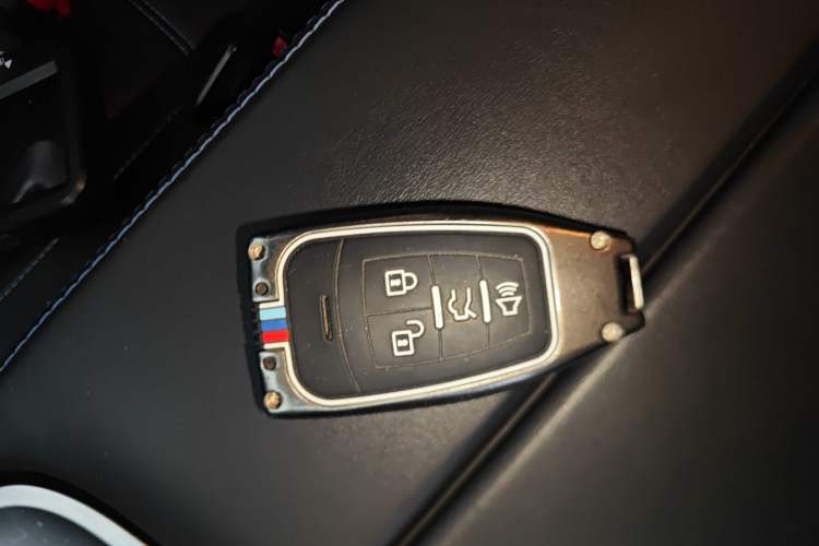 Used BAIC Off-Road BJ40 2019 PLUS 2.3T Automatic Four-Wheel Drive Flagship Edition China VI Emission Standard